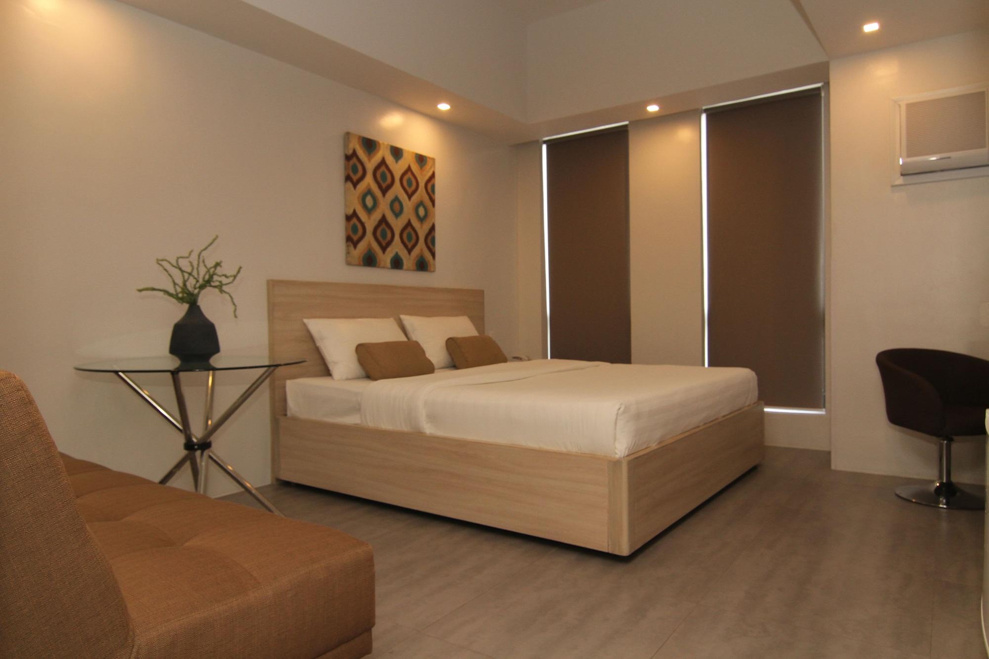 Mabolo Royal Hotel Себу Экстерьер фото