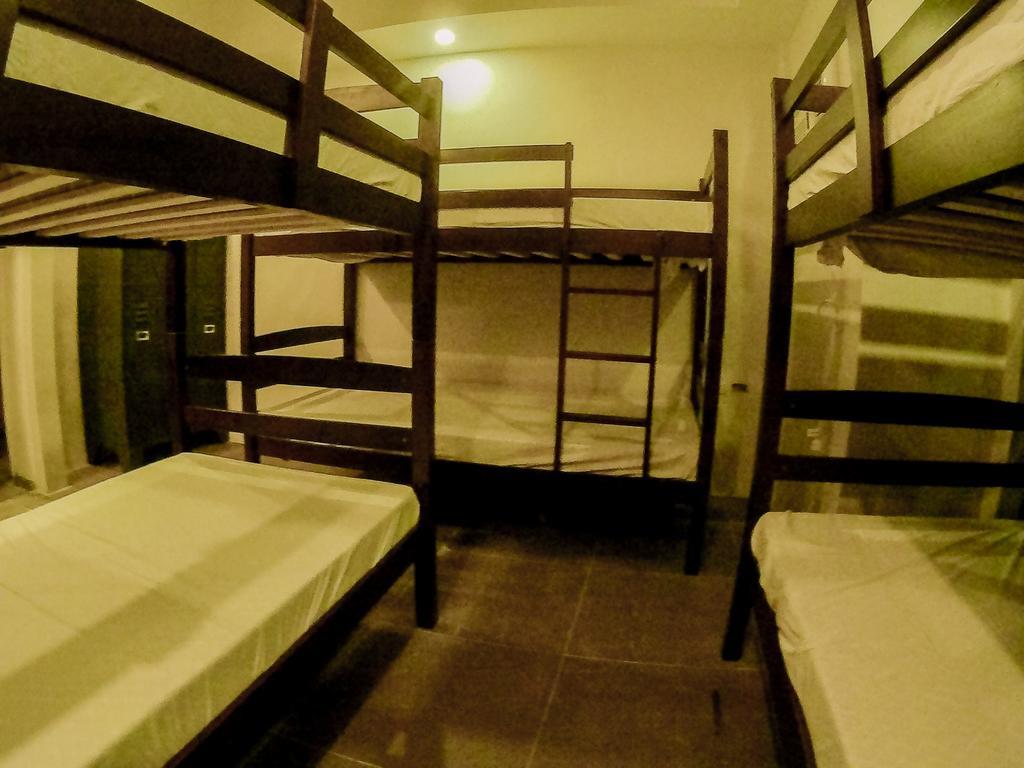 Mabolo Royal Hotel Себу Экстерьер фото